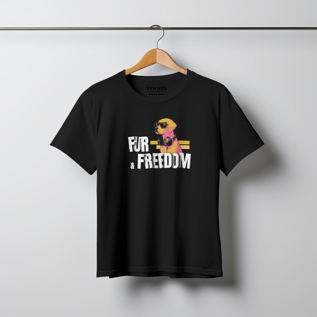 FUR AND FREEDOM DOG LOVER T-SHIRT
